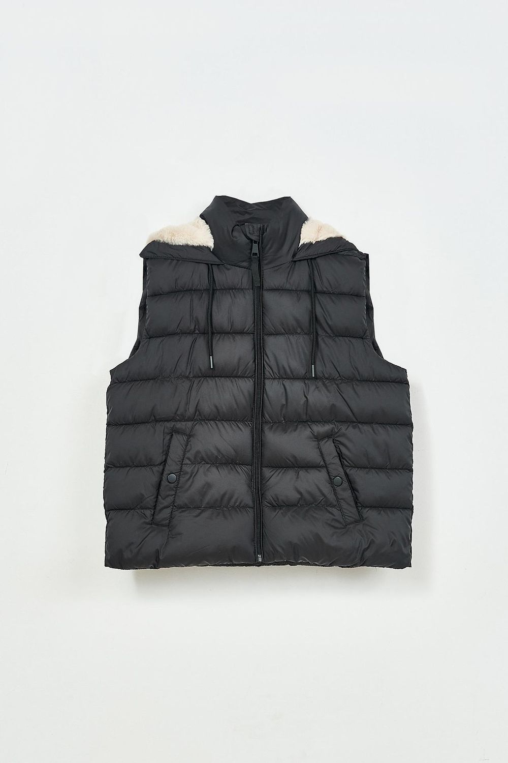 Chaleco-Umi-Negro-42