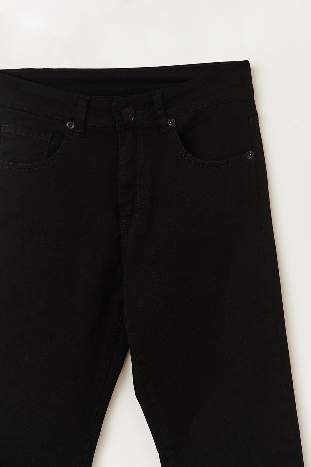 skinny-berlin-black-stormy-negro-38