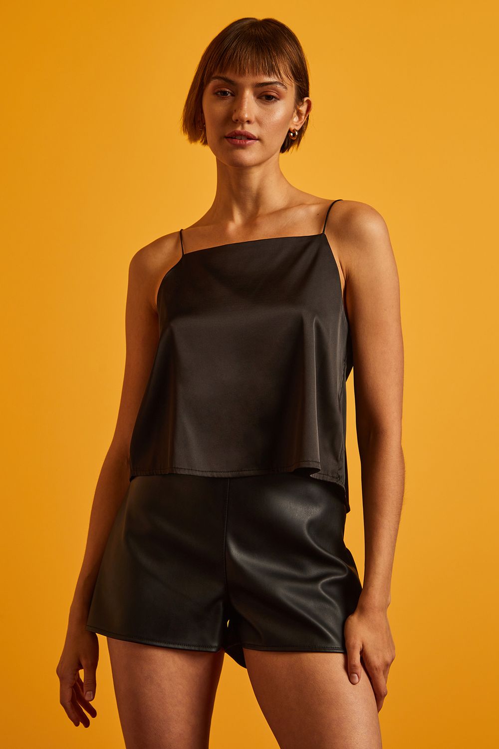 top-selina-negro-40