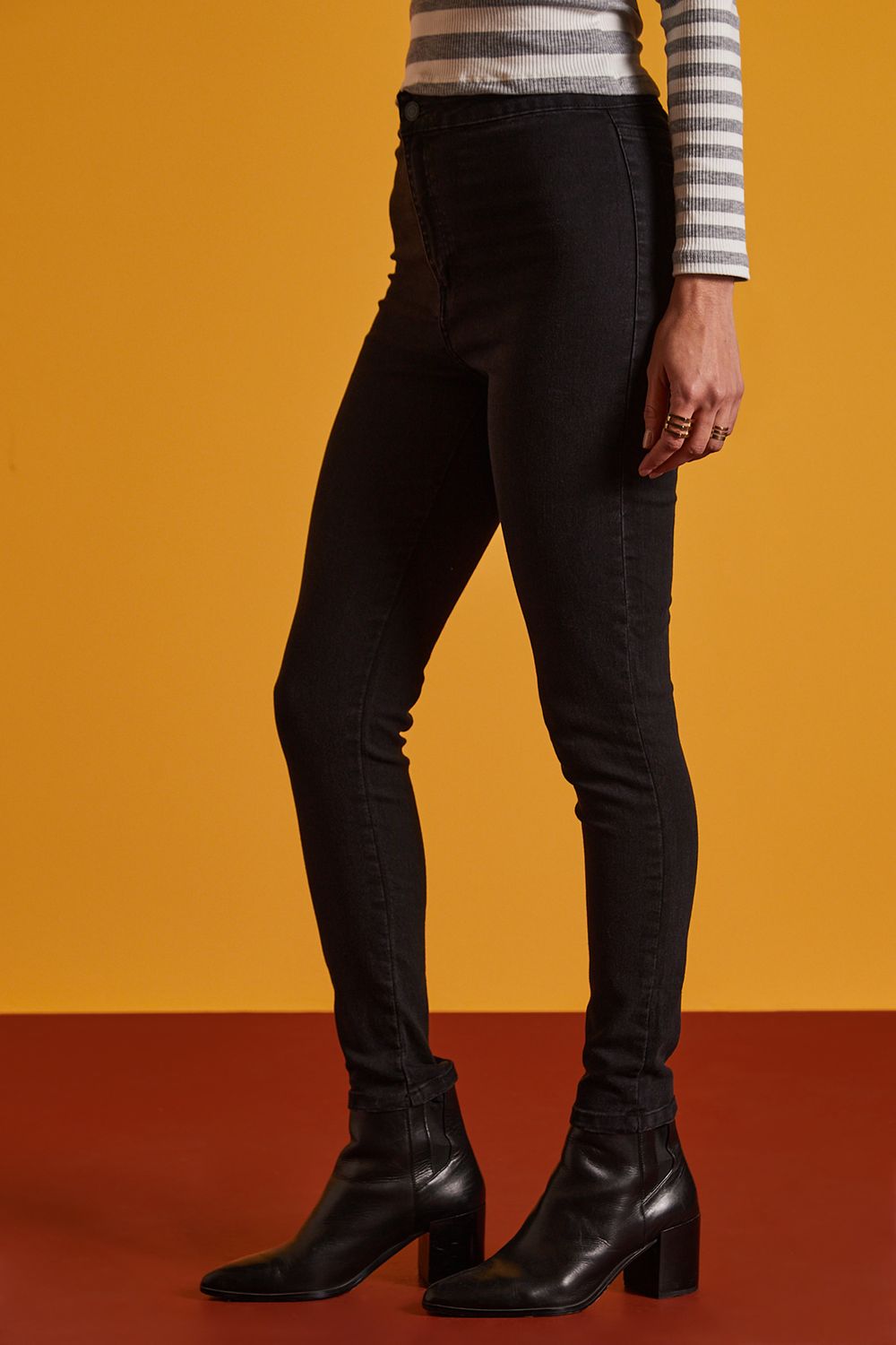 legging-qatar-black-street-negro-38